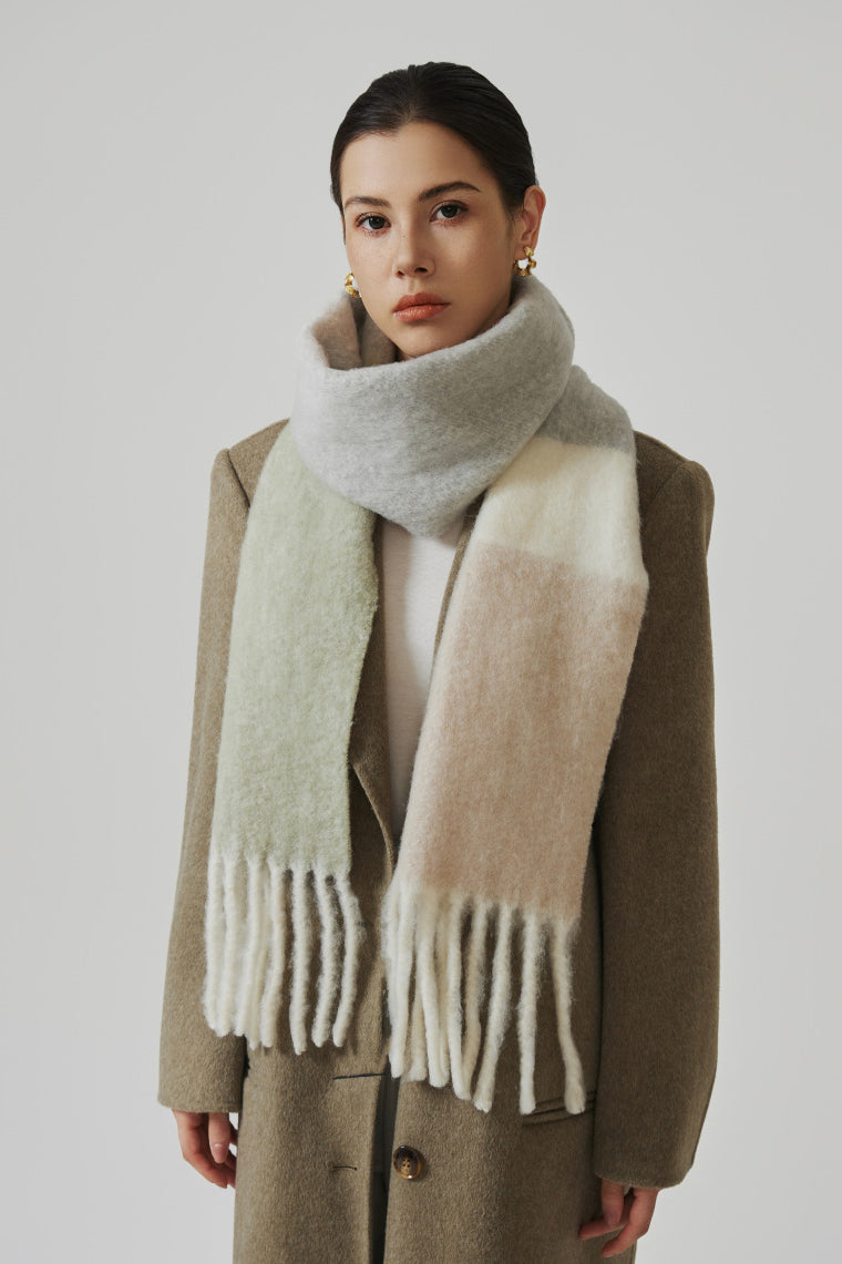 Luxurious Multi-Tone Wool Scarf