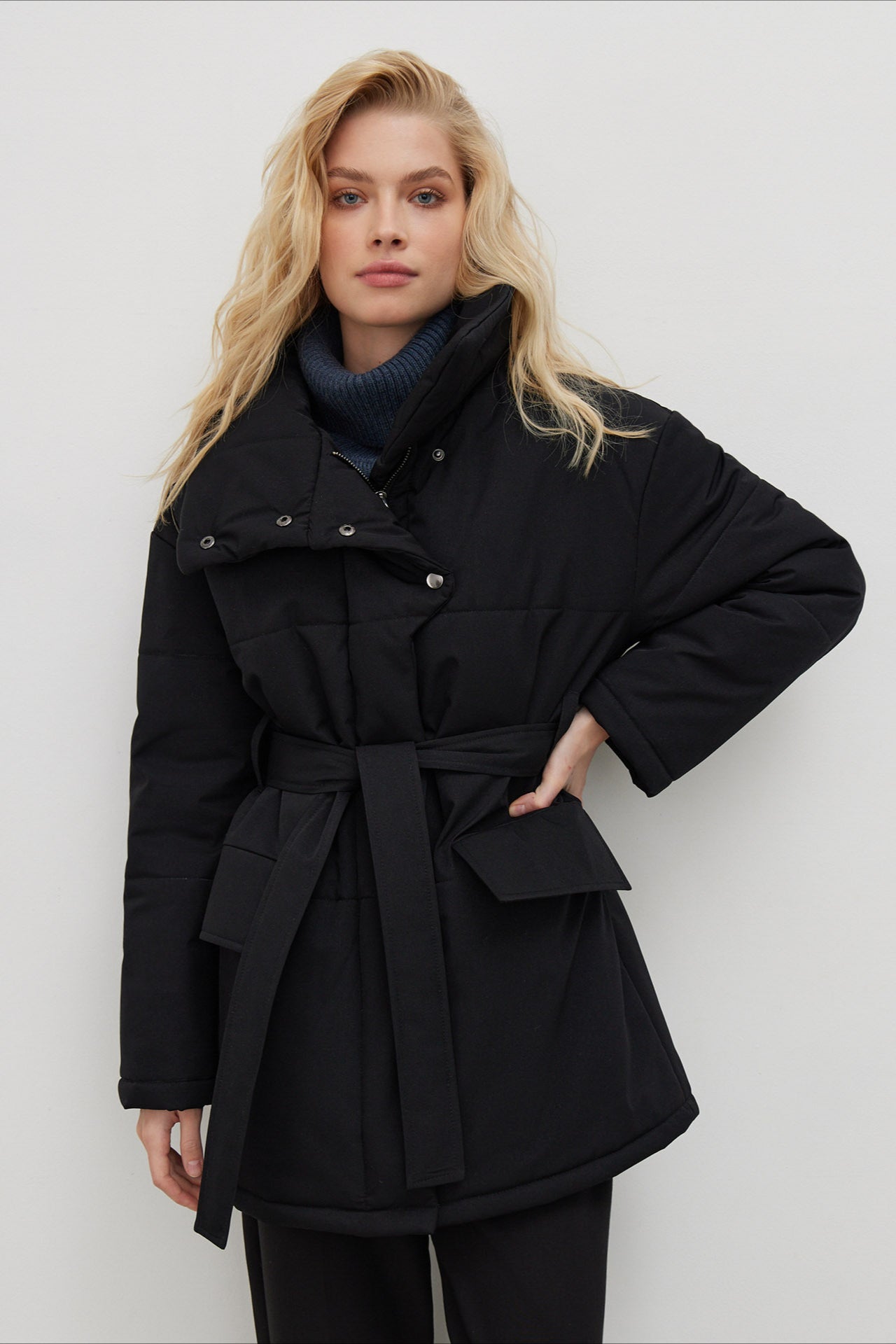 Damen Puffer Mantel mit Taillengürtel – Eleganz trifft Komfort