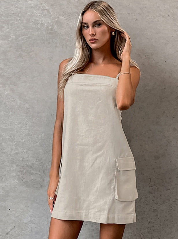 Plain Sleeveless Pocketed Dress