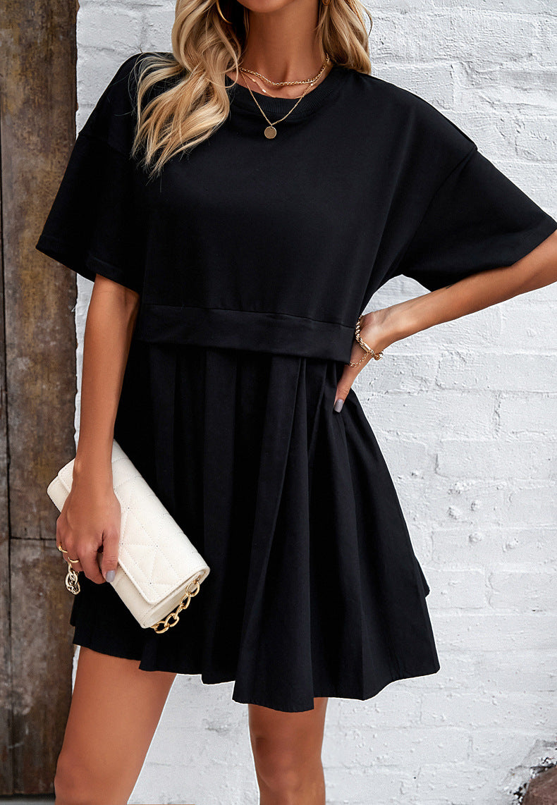 Round Neck Short Sleeve Black Pleated Dress