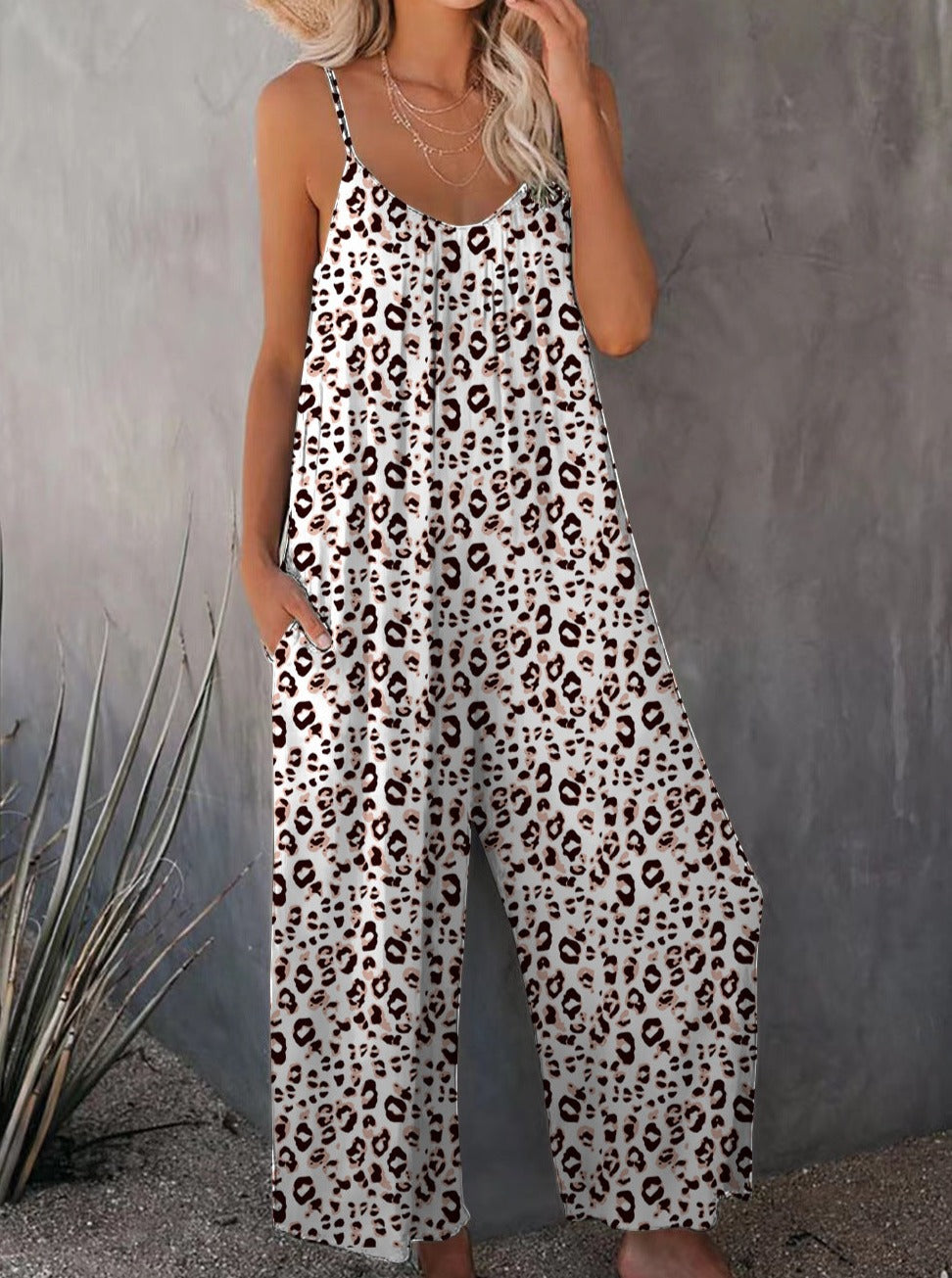 Casual Sleeveless Loose Leopard Print Jumpsuit