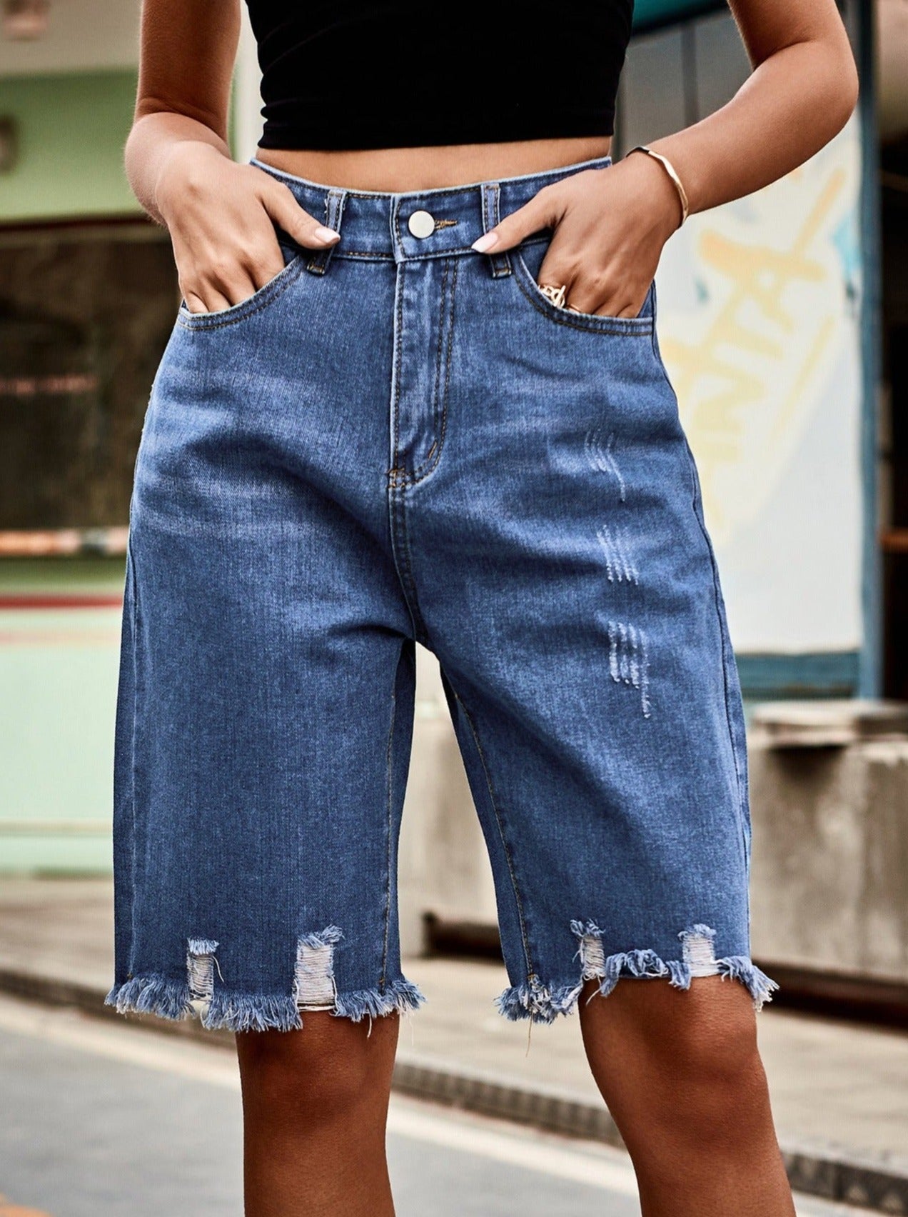 Buttoned Loose Fit Ripped Washed Denim Shorts