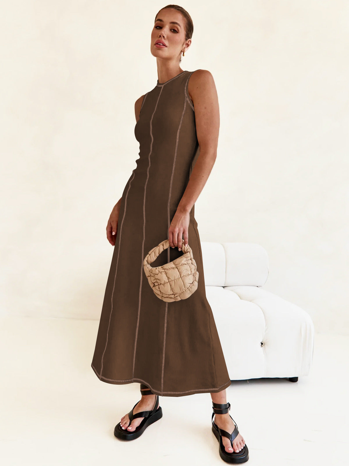 Round Neck Knitted Sleeveless Dress